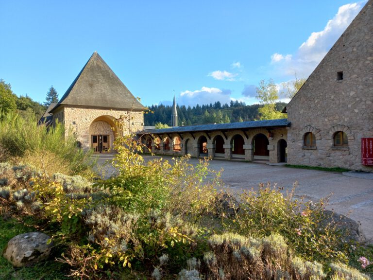 Abbaye la Pierre-qui-Vire